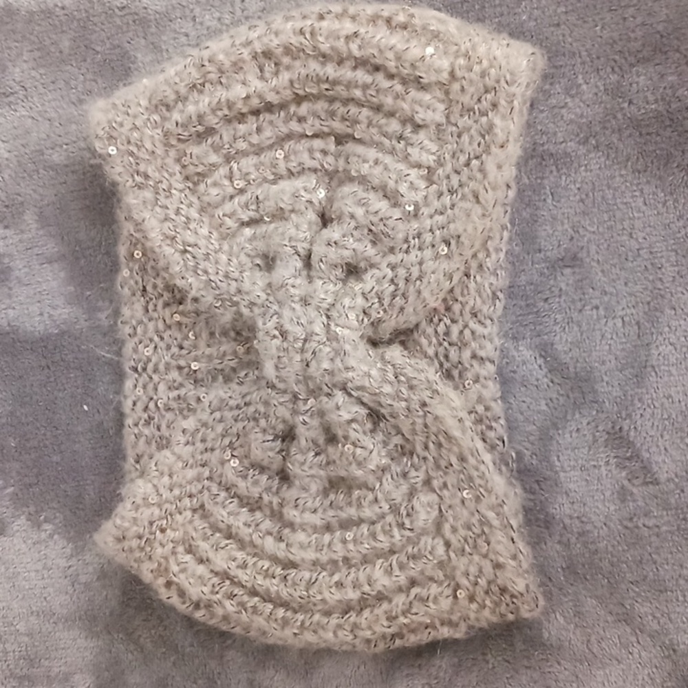 H & M Beige with Sequins Head Wrap, Bow